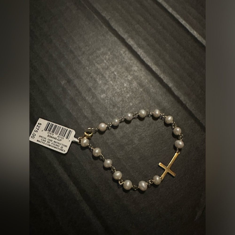 NEW with Tags Macys 14k over Sterling 925 Pearl and Cross bracele…